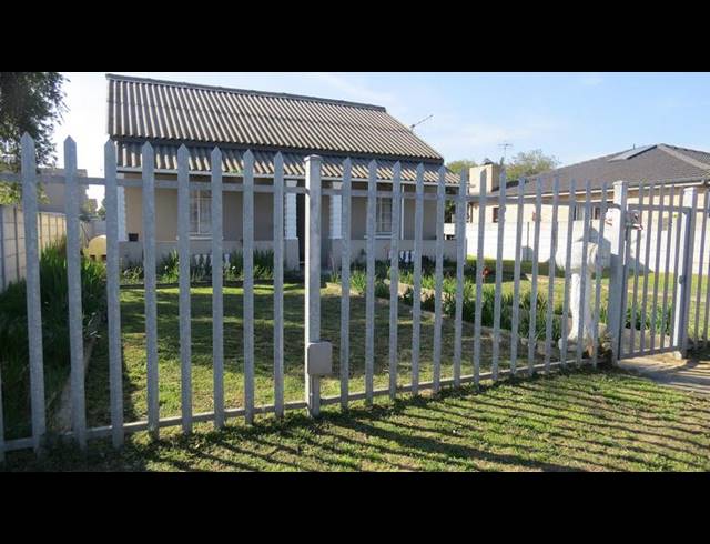 3 BEDROOM HOUSE FOR SALE IN WINDSOR PARK